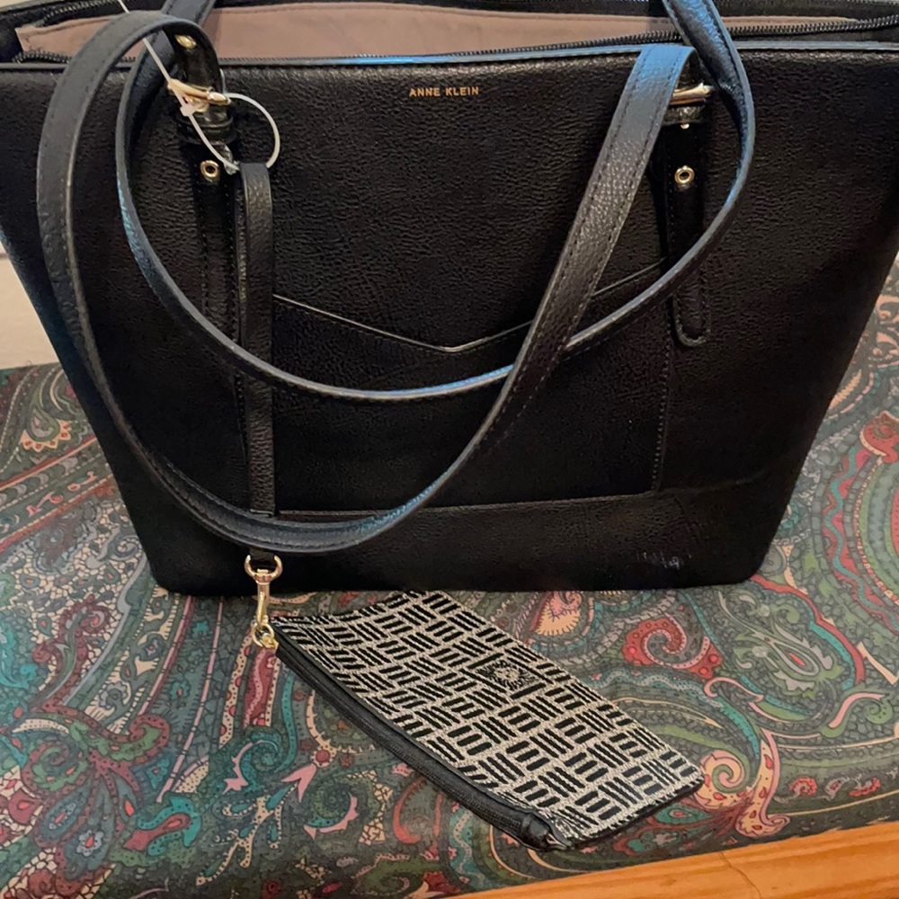Anne Klein Black leather-like purse